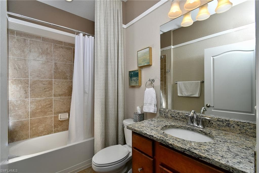 11608 Golden Oak TER-17
