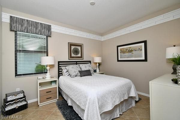 11608 Golden Oak TER-16