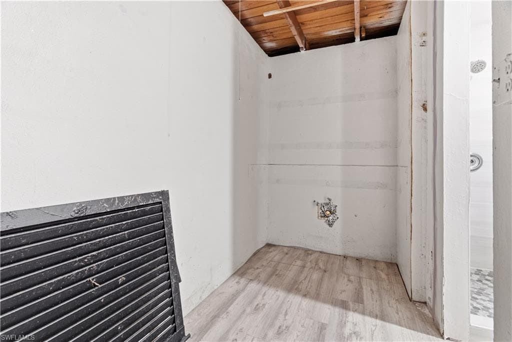 455 Donora BLVD-16