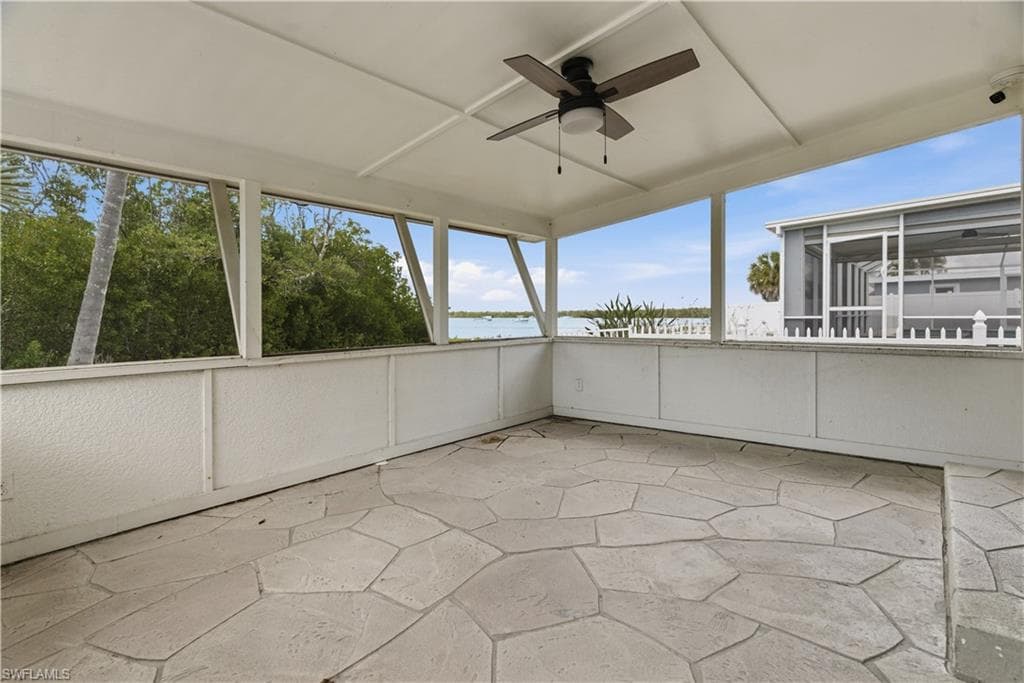 455 Donora BLVD-18