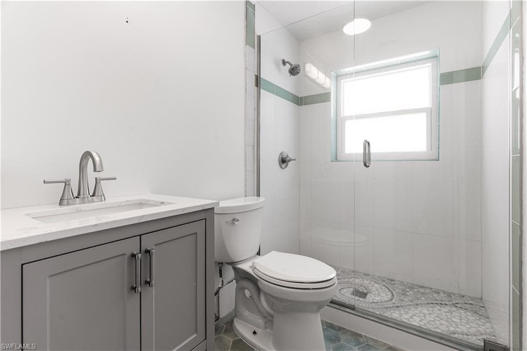 455 Donora BLVD-11