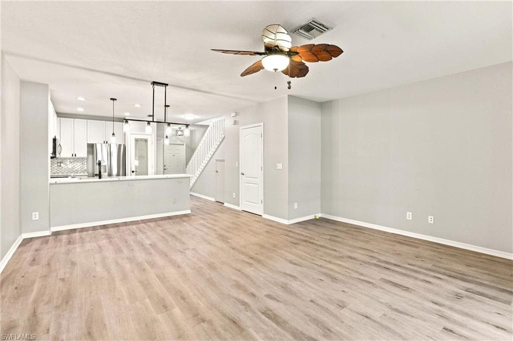 8697 Athena CT-6