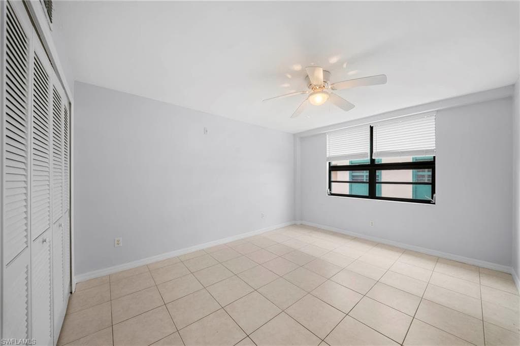4807 Sunset CT 405-17