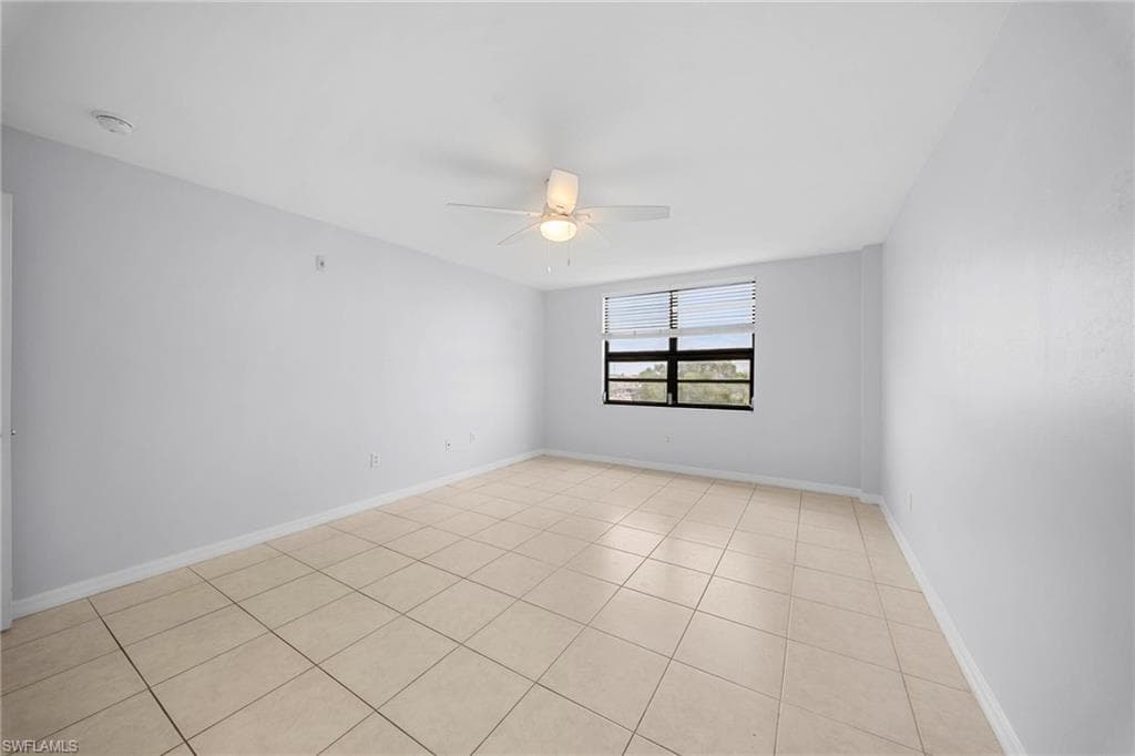 4807 Sunset CT 405-12