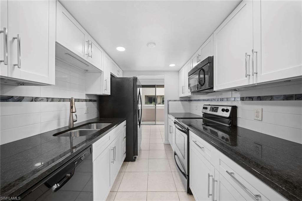4807 Sunset CT 405-7