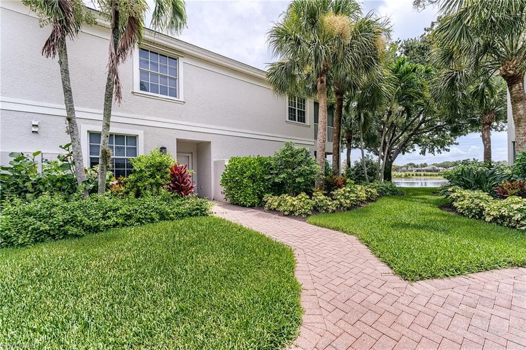 9151 Palmetto Ridge DR 102-30