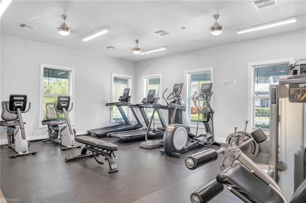 9833 Clear Lake CIR-45