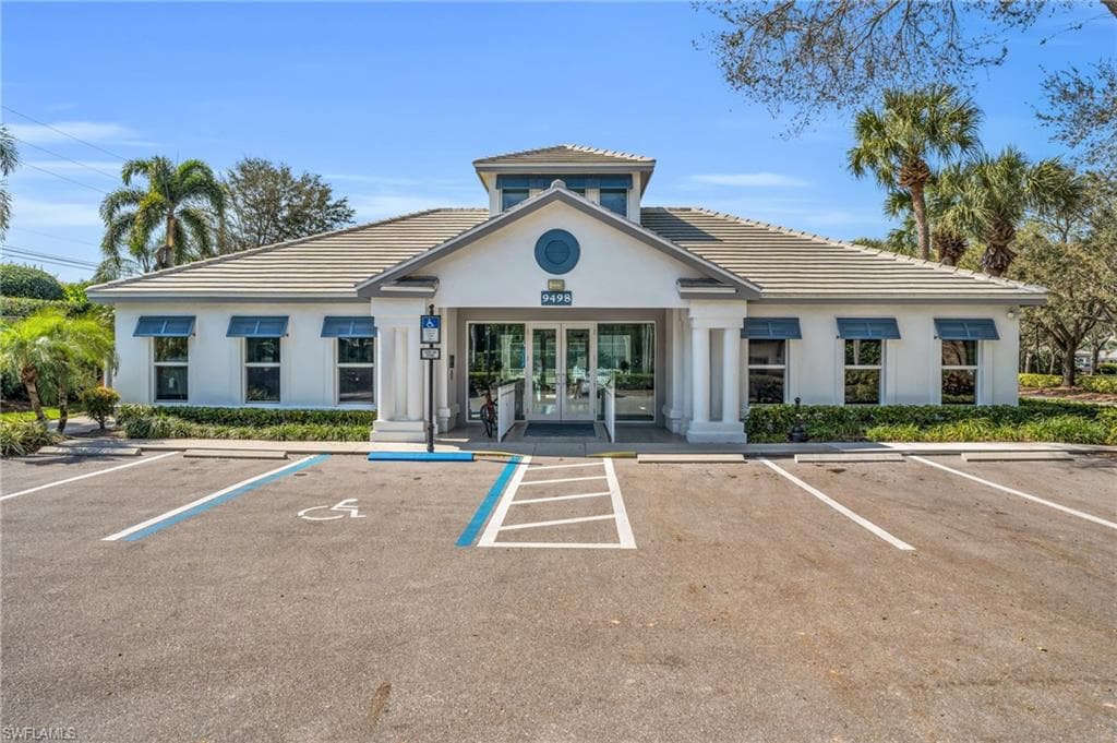 9833 Clear Lake CIR-40