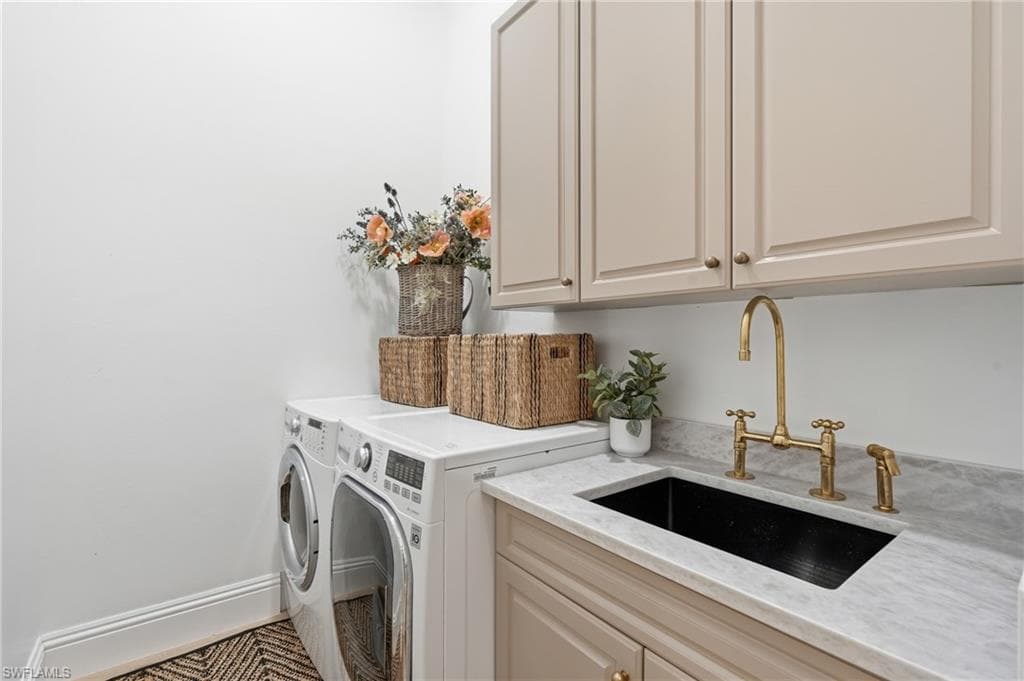 9833 Clear Lake CIR-31