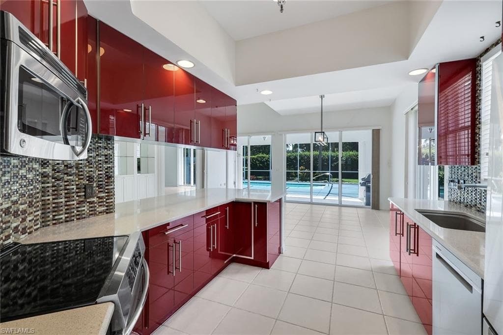 2709 Island Pond LN-10