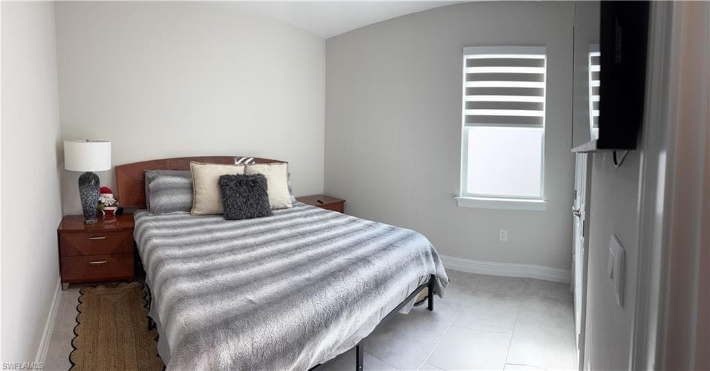 479 Spring Hill Lake LOOP-23