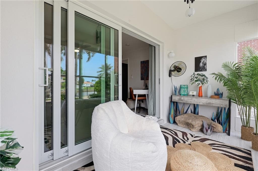 632 Victoria DR 103-22