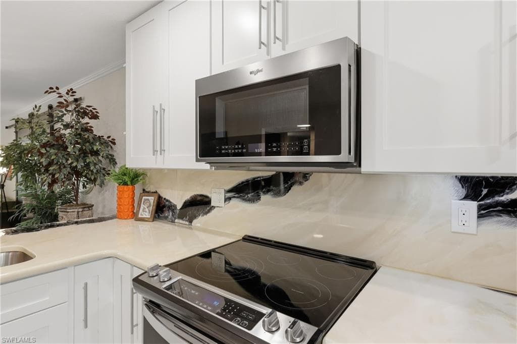 632 Victoria DR 103-7