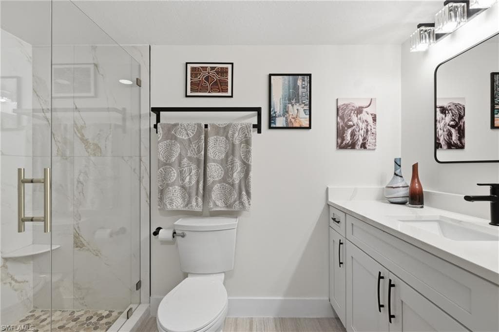 632 Victoria DR 103-18