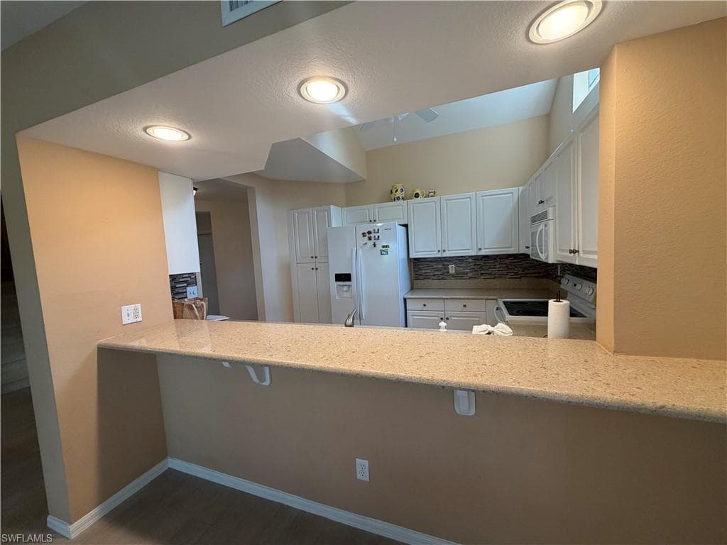 4194 Pensacola AVE-13