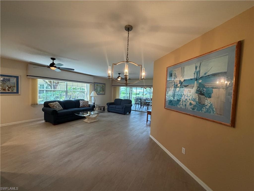 4194 Pensacola AVE-4