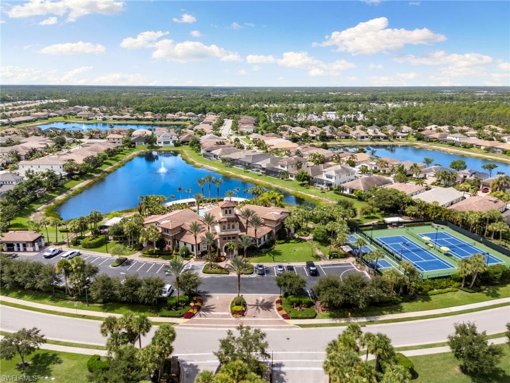 9344 Glenforest DR-46