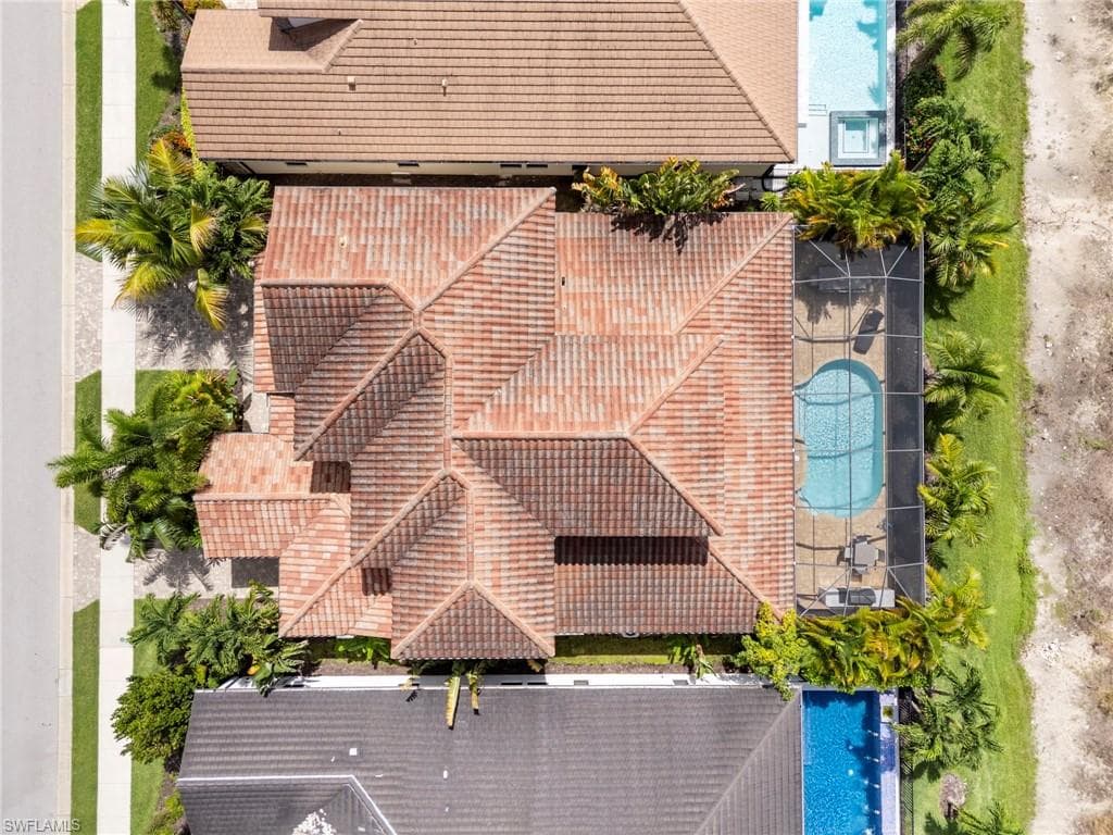 9344 Glenforest DR-39