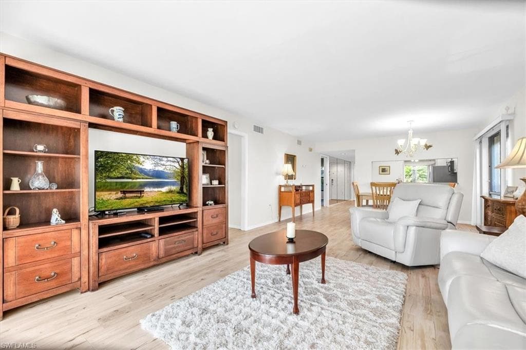 1223 Commonwealth CIR 101-7