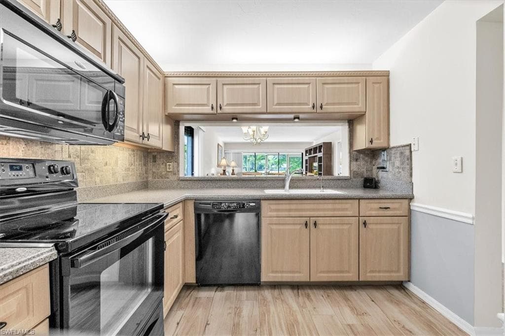 1223 Commonwealth CIR 101-10