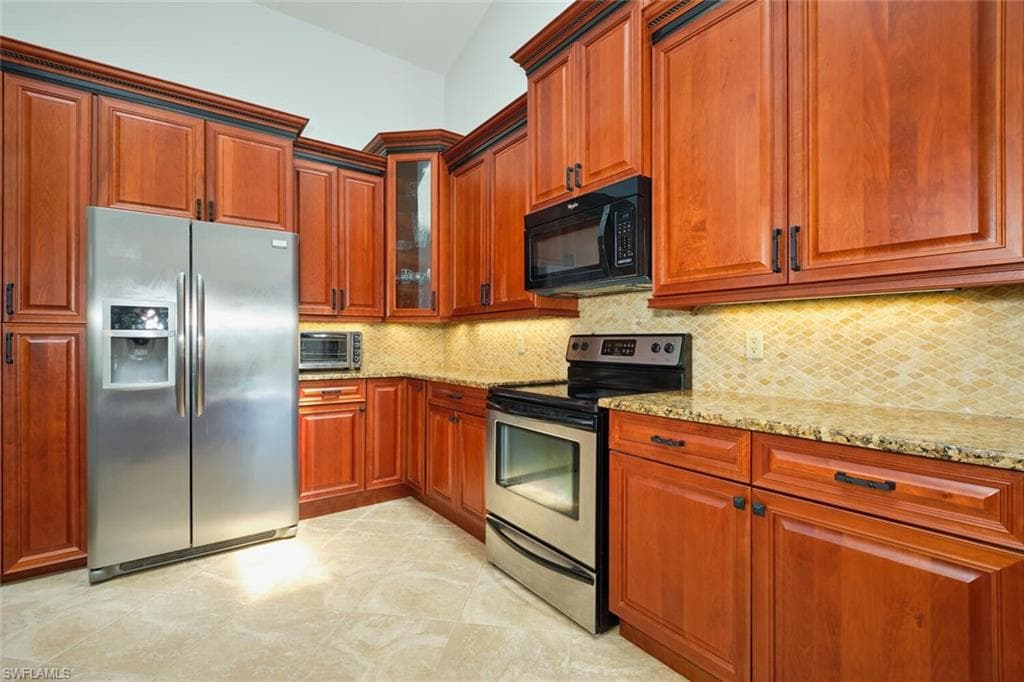 15440 Kilmarnock DR-7