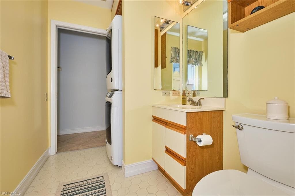 15440 Kilmarnock DR-38