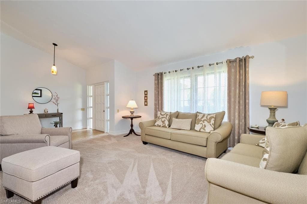 15440 Kilmarnock DR-15