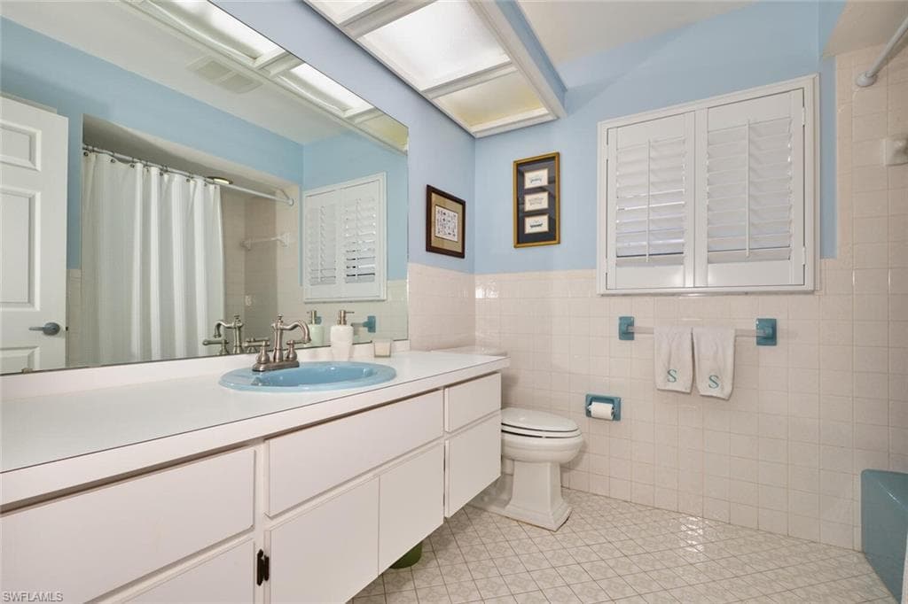 15440 Kilmarnock DR-35