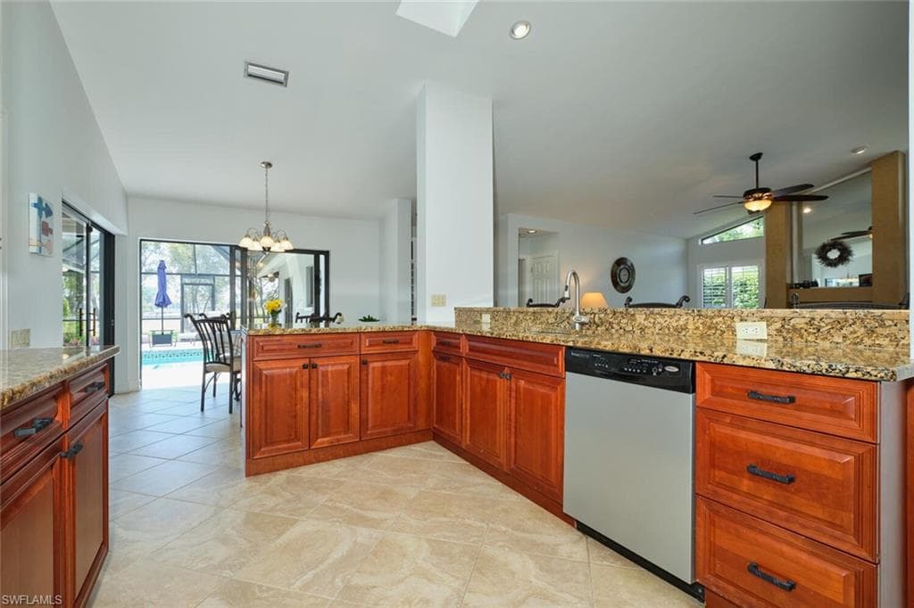 15440 Kilmarnock DR-8