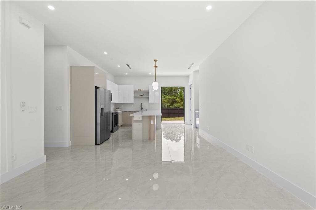 1039 Bassinger AVE S-19