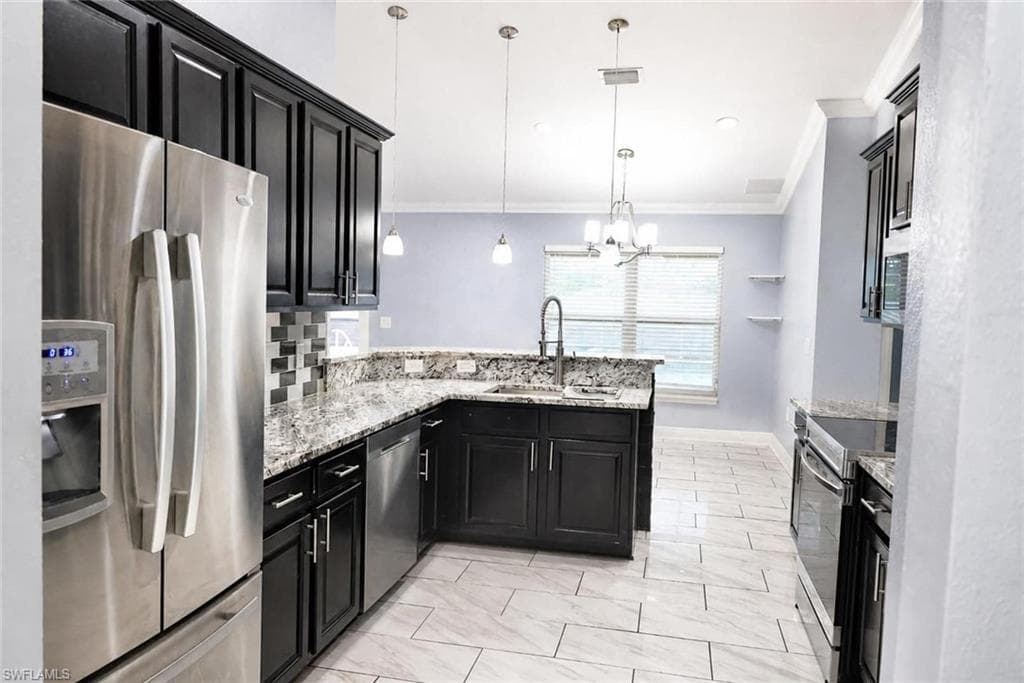 432 Willowbrook DR-7