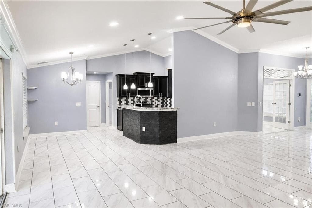 432 Willowbrook DR-5