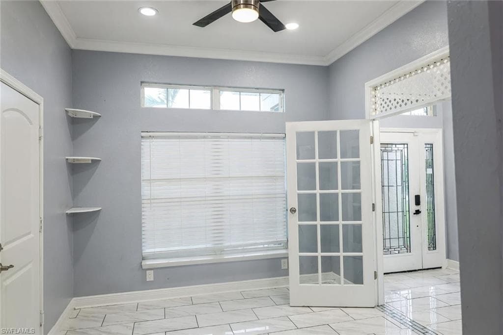 432 Willowbrook DR-8