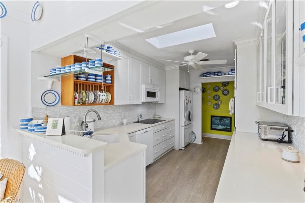 1348 Alcazar AVE-13