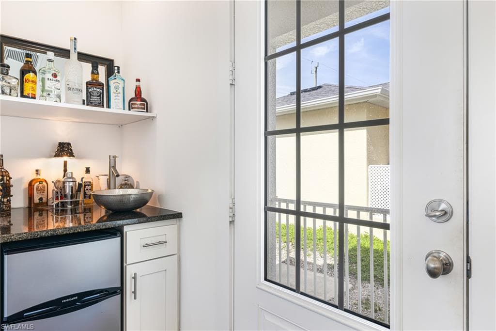 2974 Van Buren AVE-23