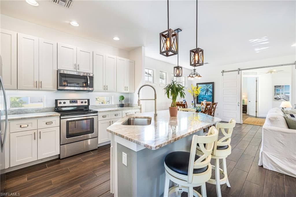 2974 Van Buren AVE-1