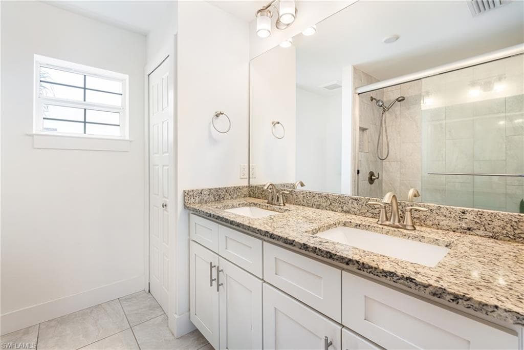 2974 Van Buren AVE-31