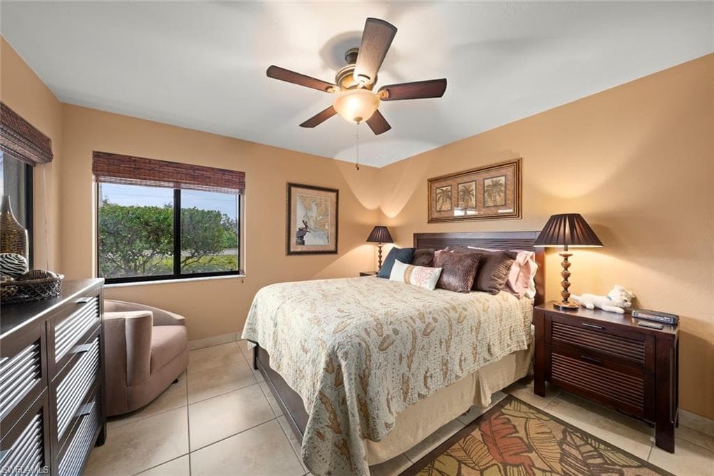 15228 Fiddlesticks BLVD-10