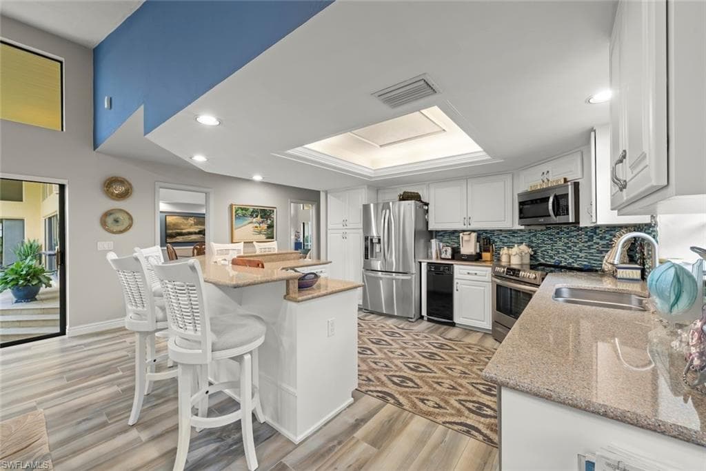 15228 Fiddlesticks BLVD-38