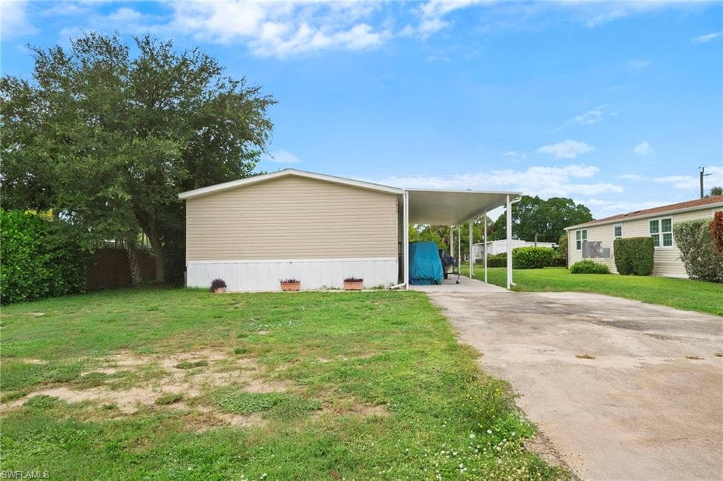 27472 Rue Viauv AVE-1