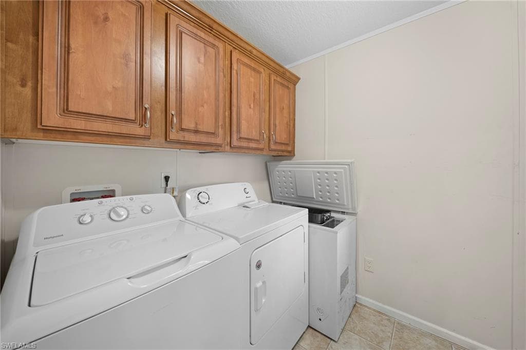 27472 Rue Viauv AVE-18
