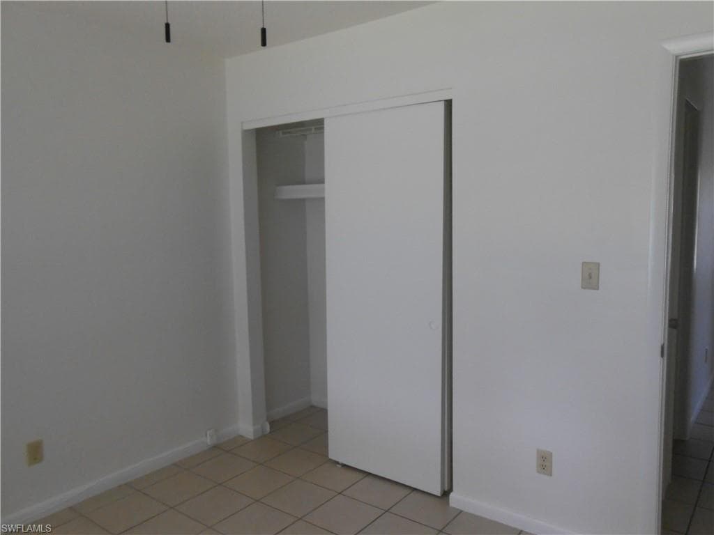 404 Joel BLVD-27
