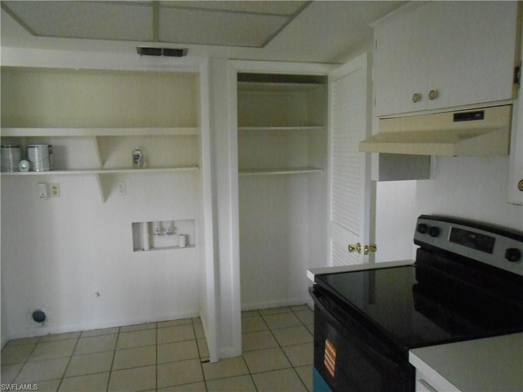 404 Joel BLVD-15