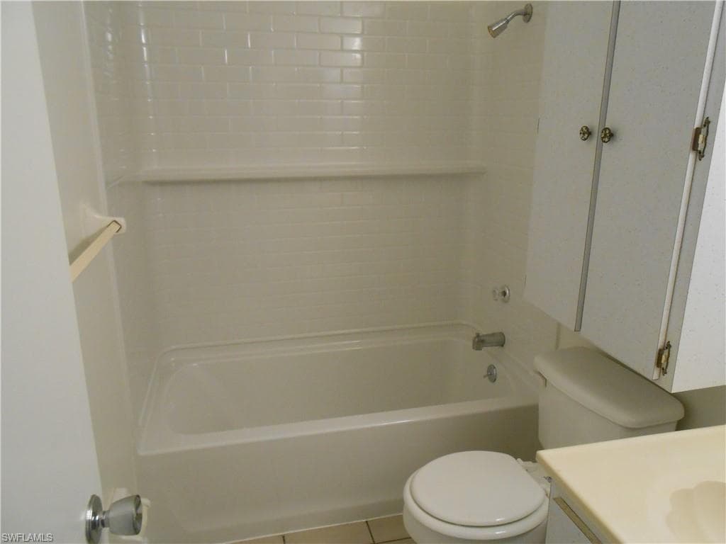 404 Joel BLVD-21