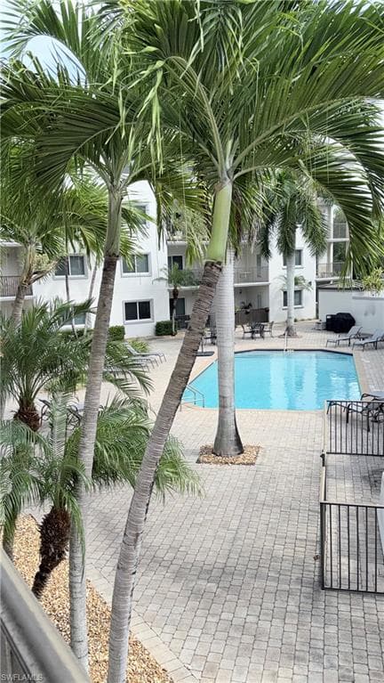 1100 Pine Ridge RD A-207-1