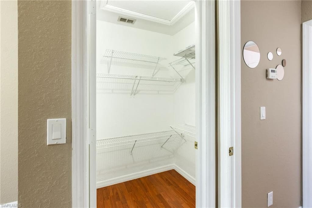 8599 Athena CT-17