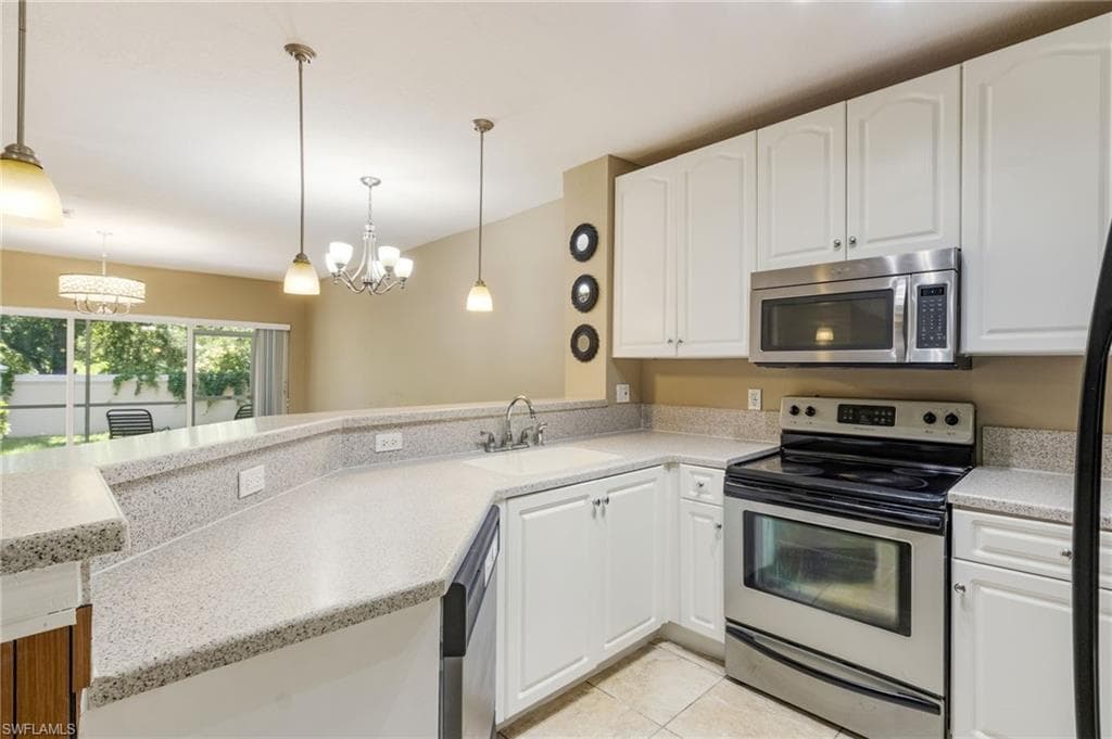 8599 Athena CT-5