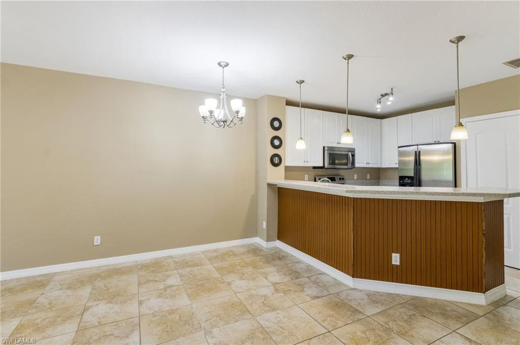 8599 Athena CT-9