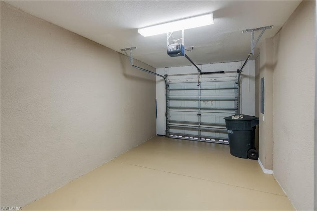 8599 Athena CT-24