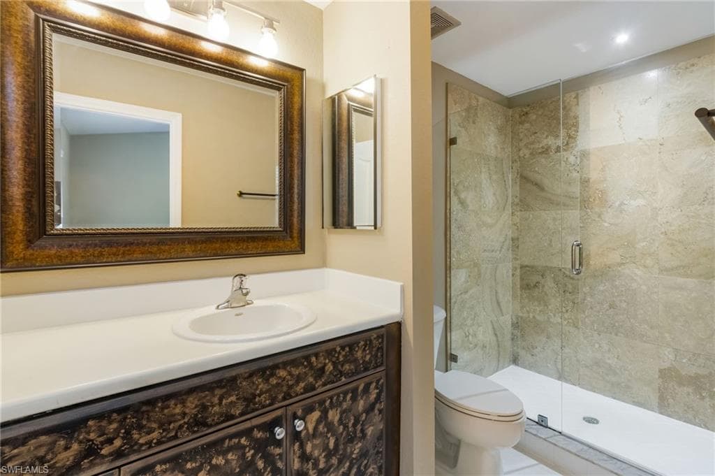8599 Athena CT-18
